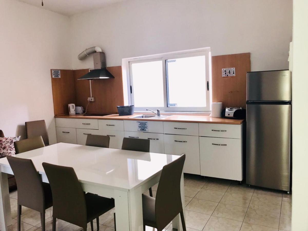 Point Elyseum Apartament Appartement San Ġiljan Buitenkant foto