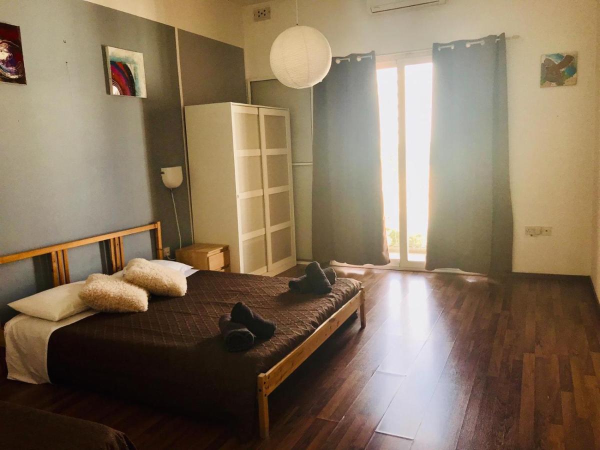 Point Elyseum Apartament Appartement San Ġiljan Buitenkant foto